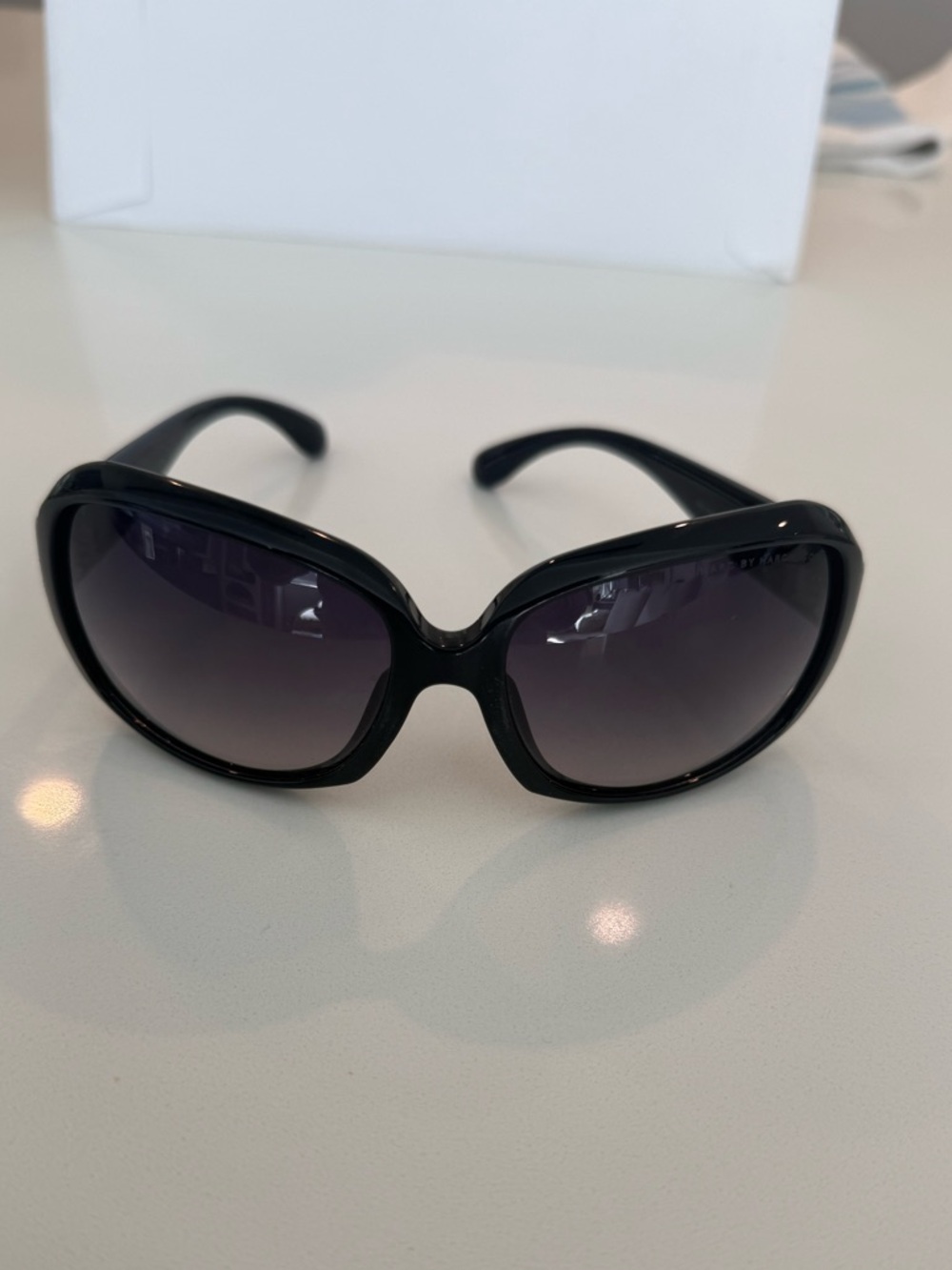 Great Condition Vintage Marc By Marc Jacobs Black Oversized Sunglasses
